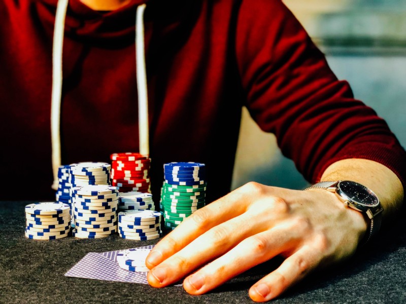 What is the personality of a gambler?
